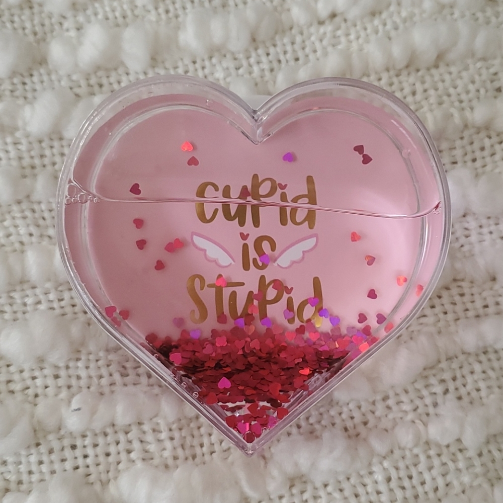 Heart Shaped Shaker Frame